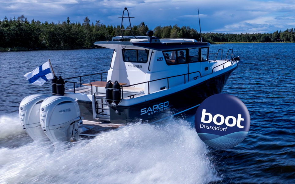 SARGO 28 mit Außenbordern